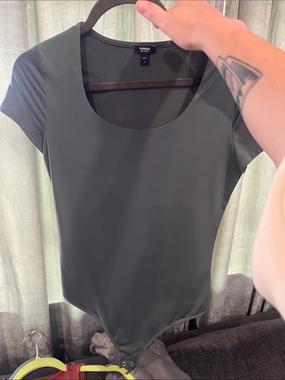 Express Scoop-Neck Short Sleeve Bodysuit